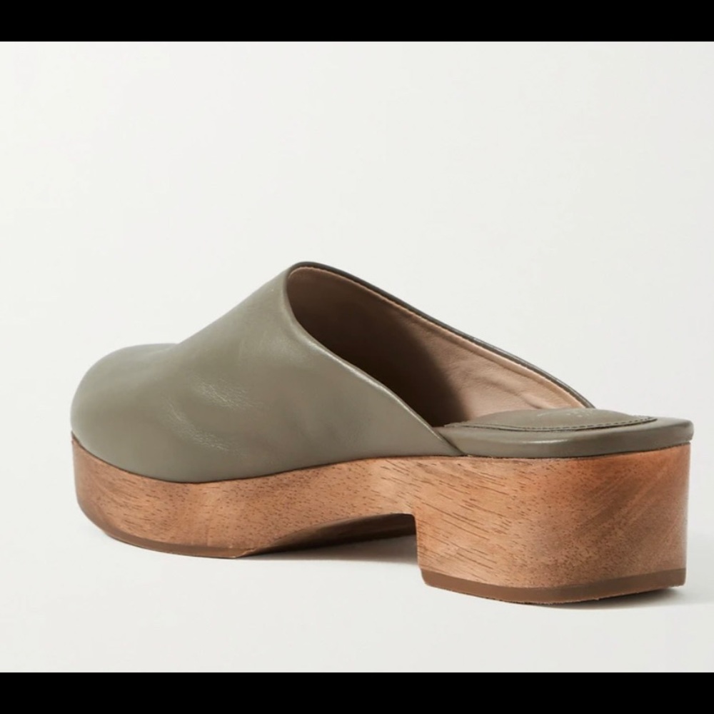 Porte&Paire collab with The Frankie Shop leather clog
